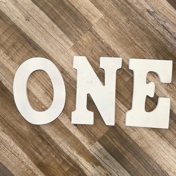 White Wooden letters ONE - Picture 1 of 4